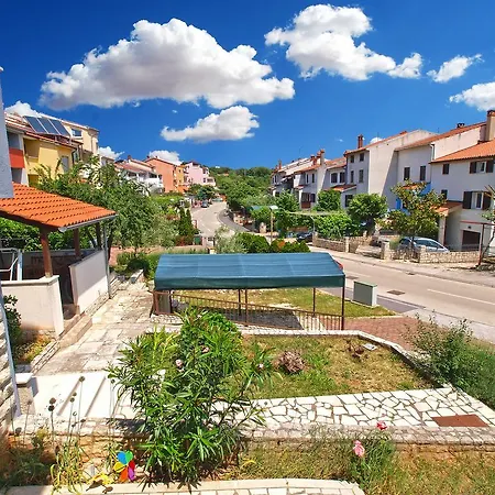 Apartments Nadija 1366 Pula Exterior photo