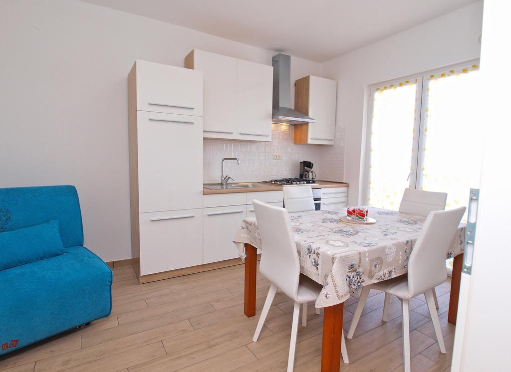 Nadija 1366 Apartman Pula